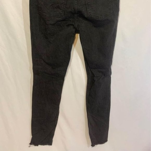 h&m DIVIDED black jeans - raw hem. Womans size 10. Distressed - Picture 8 of 10